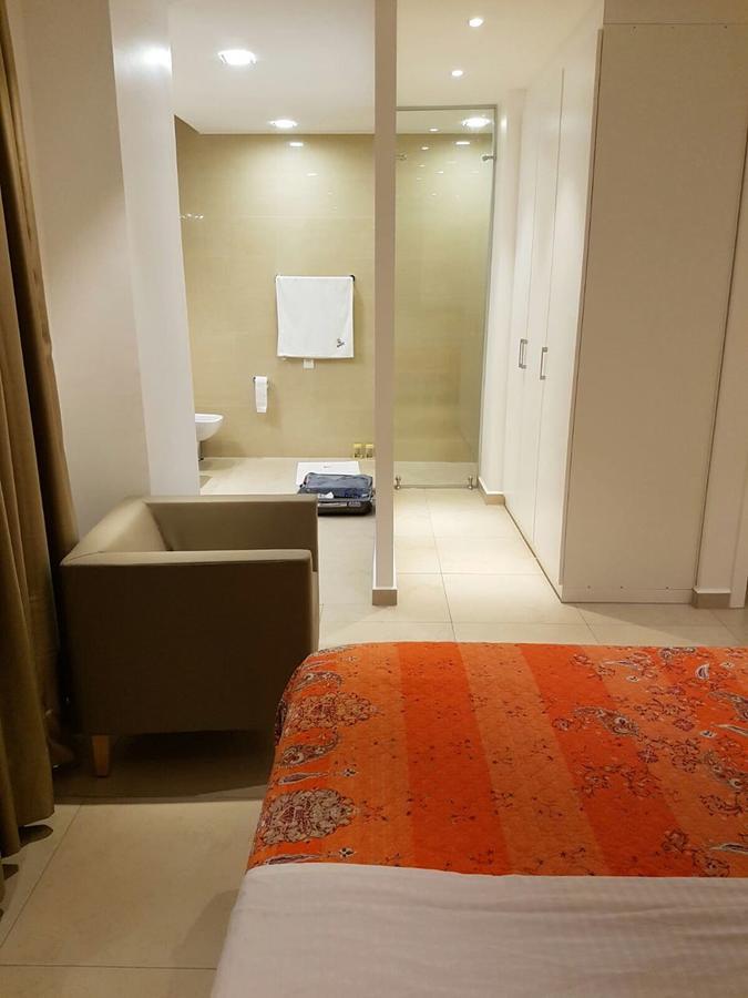 Suncity Hotel Apartment Accra Exterior photo